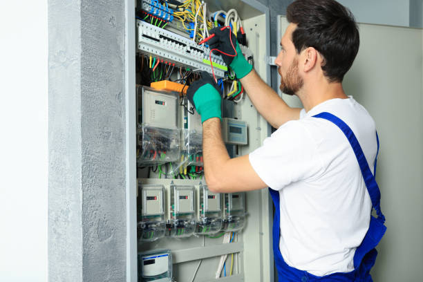 Best Home Electrical Repair  in Country Clu, MO